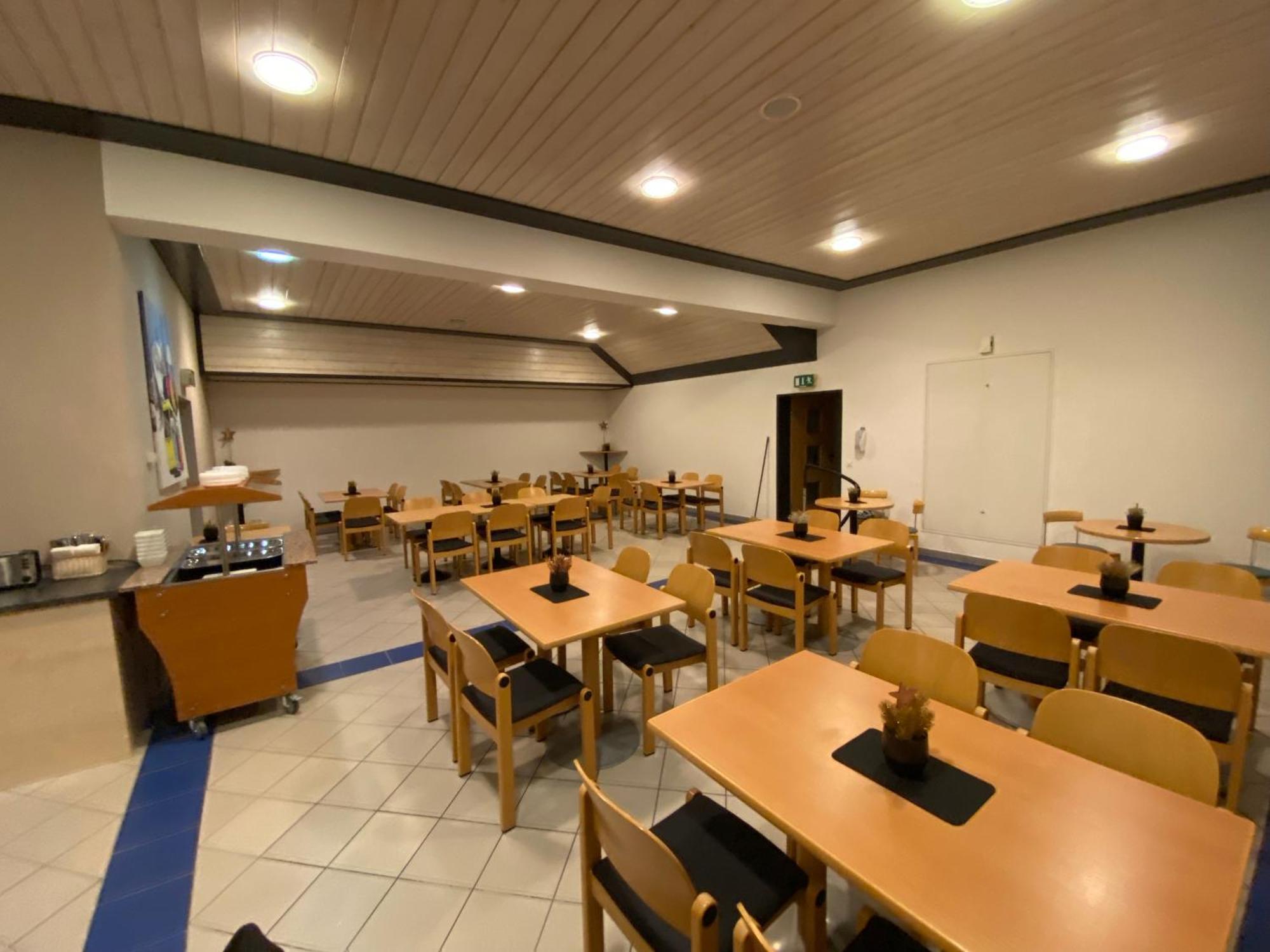 Twenty Seven City Hotel Zell am See Exterior photo