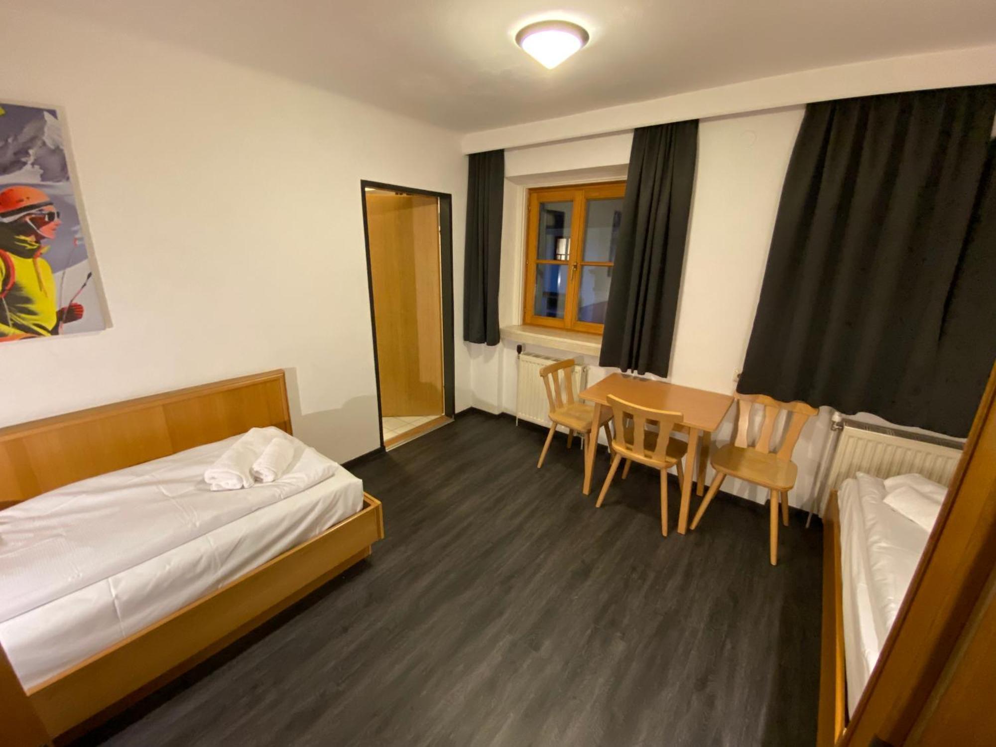 Twenty Seven City Hotel Zell am See Exterior photo