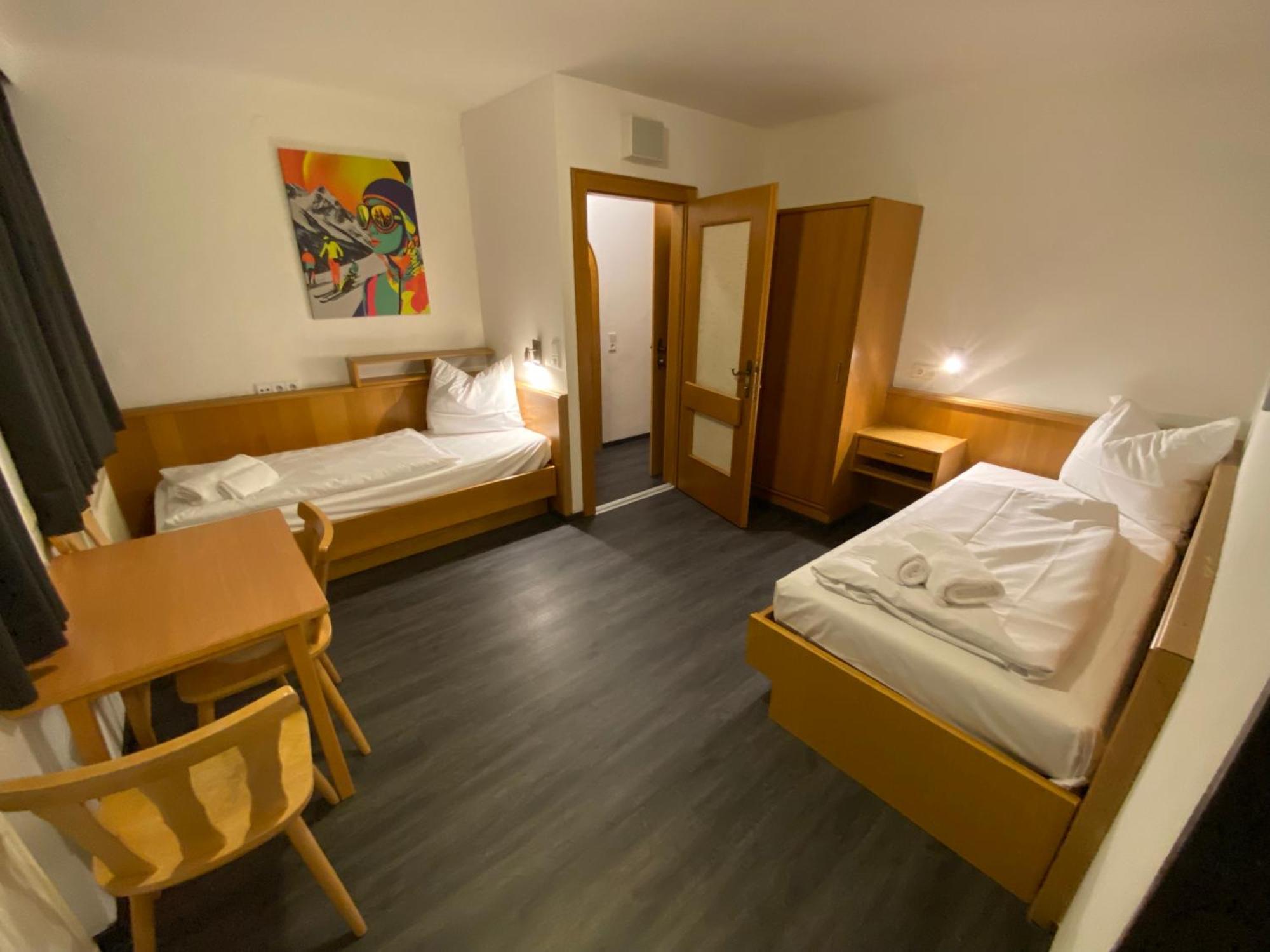 Twenty Seven City Hotel Zell am See Exterior photo