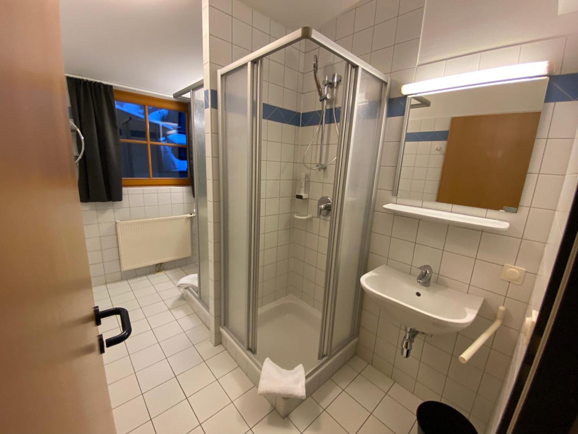 Twenty Seven City Hotel Zell am See Exterior photo
